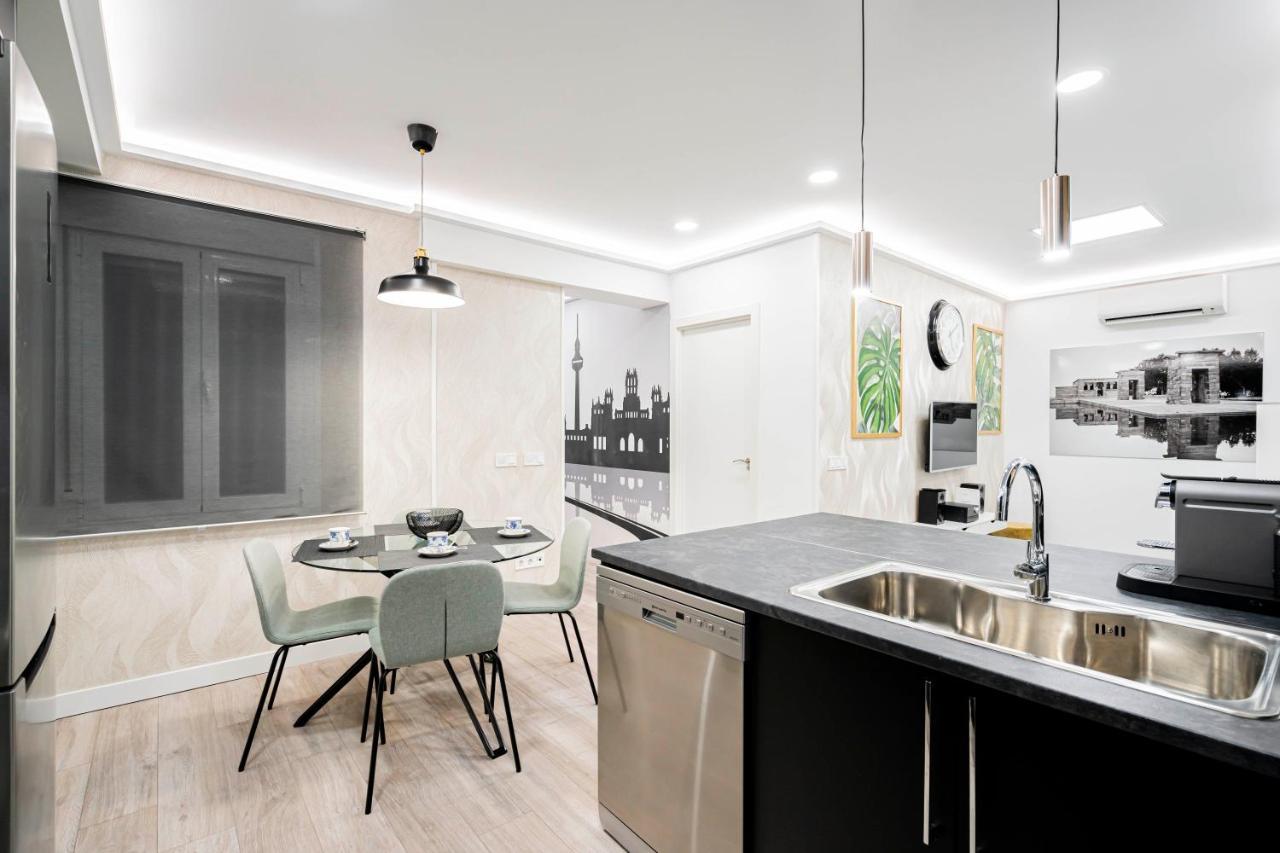 Noviciado Apartment Madrid Exterior photo